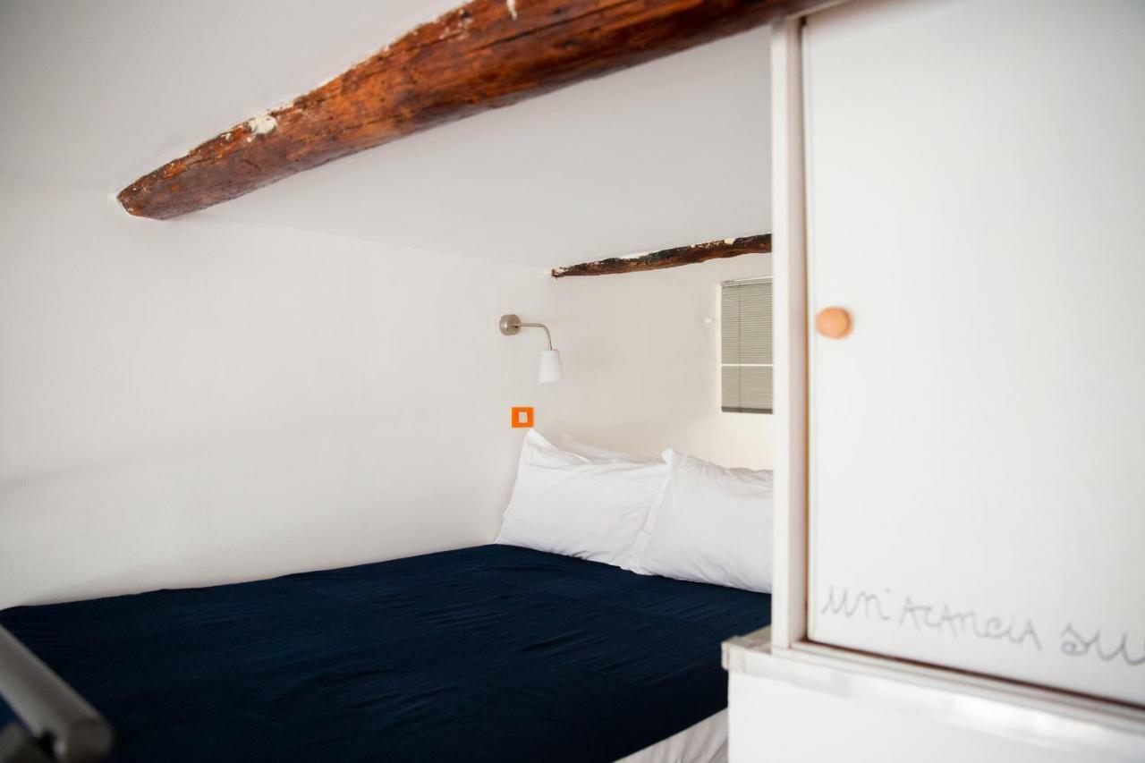 Ferienwohnung Casa Otto Nel Cuore Di Genova By Wonderful Italy Exterior foto